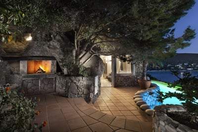 Luxury Villa Photo #23