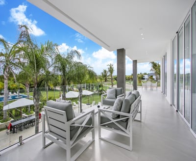 Luxury Villa Photo #13