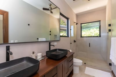 Luxury Villa Photo #49