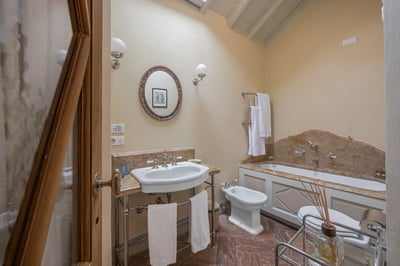 Luxury Villa Photo #53