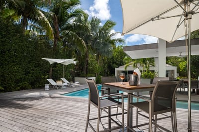 Luxury Villa Photo #8