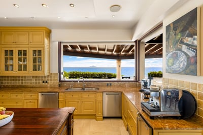 Luxury Villa Photo #24