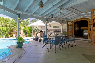 Luxury Villa Photo #6