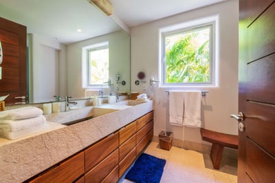 Luxury Villa Photo #42