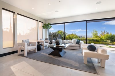 Luxury Villa Photo #16