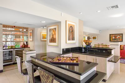 Luxury Villa Photo #13