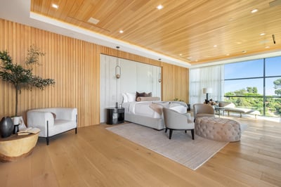 Luxury Villa Photo #49