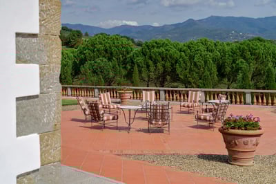 Luxury Villa Photo #6
