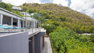 Luxury Villa Photo #2