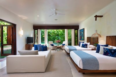 Luxury Villa Photo #26