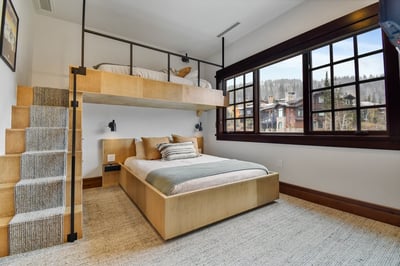 Luxury Villa Photo #13