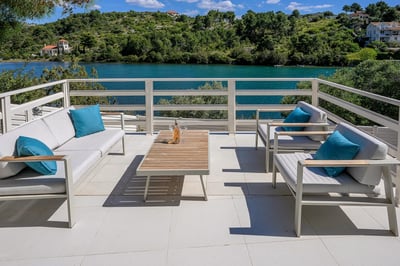Luxury Villa Photo #13