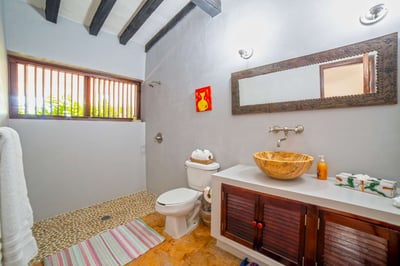 Luxury Villa Photo #35