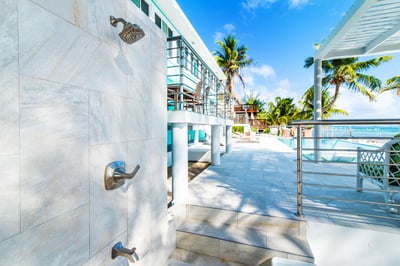 Luxury Villa Photo #7