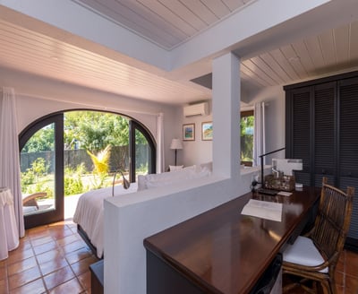 Luxury Villa Photo #19