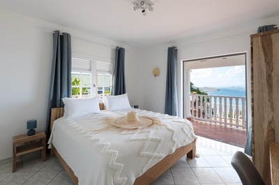 Luxury Villa Photo #28