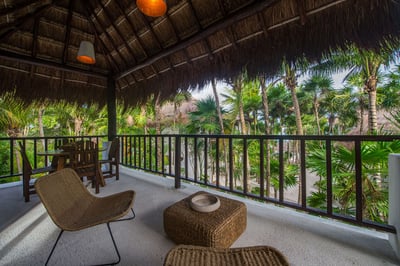 Luxury Villa Photo #2
