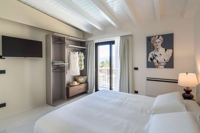 Luxury Villa Photo #63
