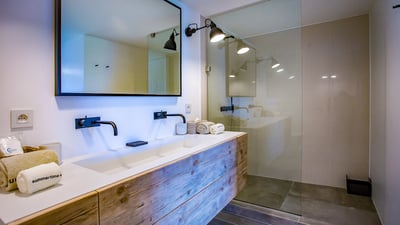 Luxury Villa Photo #50