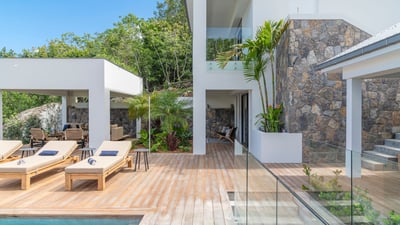 Luxury Villa Photo #6