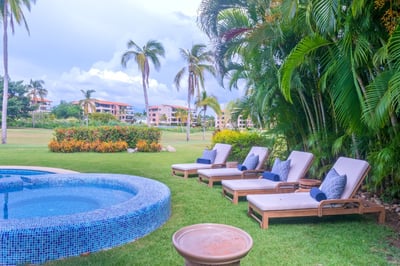 Luxury Villa Photo #12