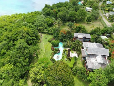 Luxury Villa Photo #2