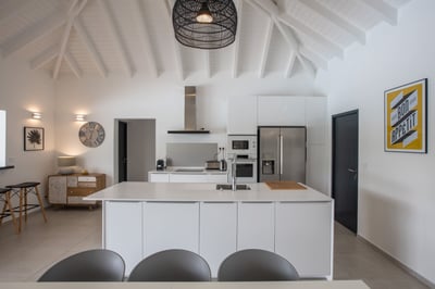 Luxury Villa Photo #16