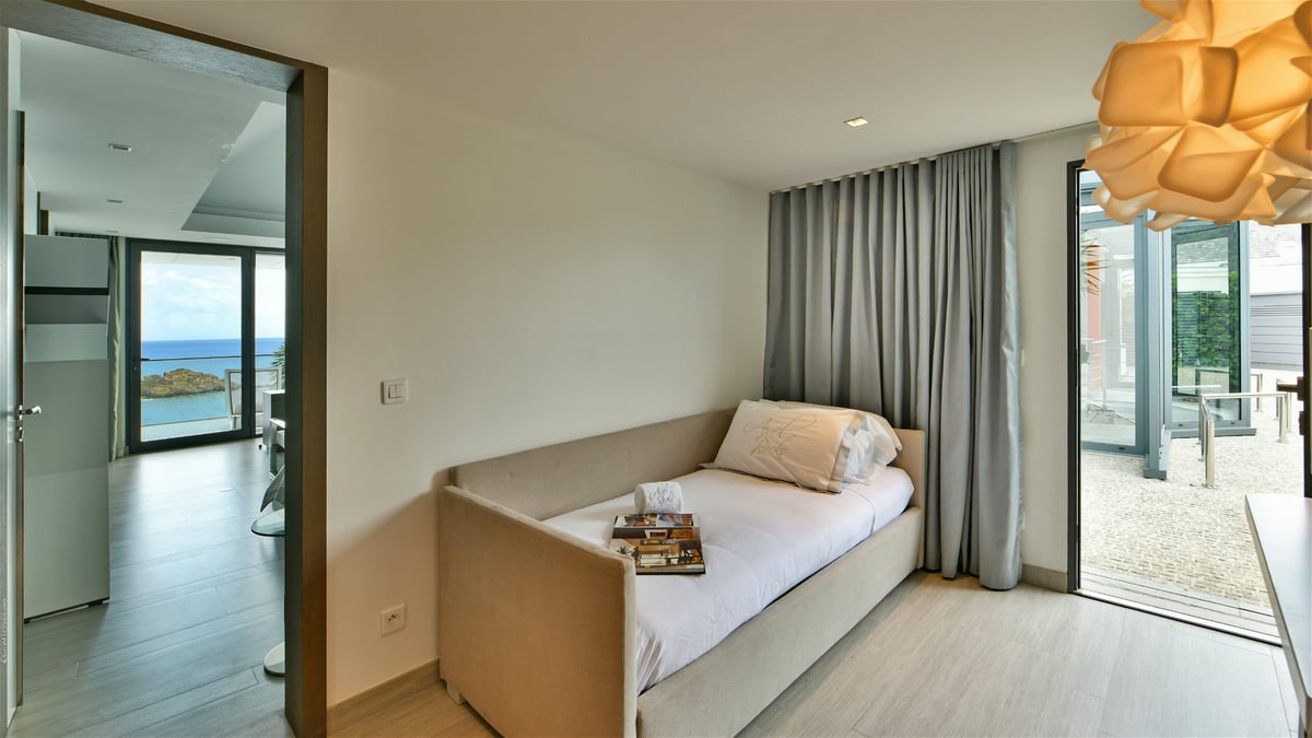 Bedroom 5: Upper level. Ideal for a staff member, or a teenager. Single size bed, air cond - Image 74