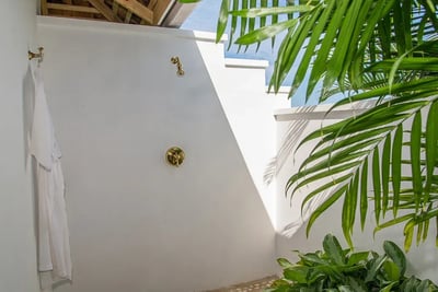 Luxury Villa Photo #22