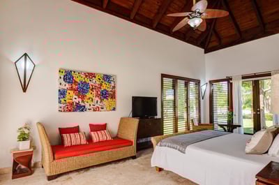 Luxury Villa Photo #22