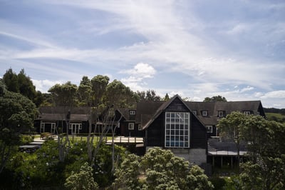 Luxury Villa Photo #5