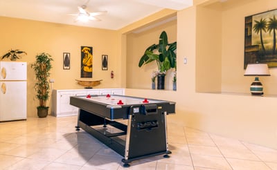 Luxury Villa Photo #34