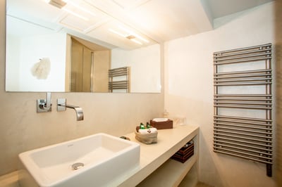 Luxury Villa Photo #33