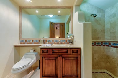 Luxury Villa Photo #32