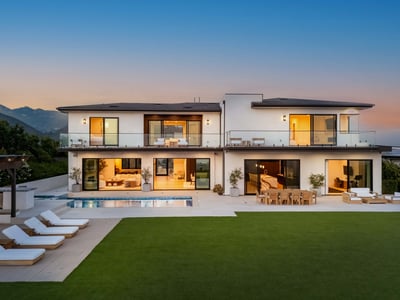 Luxury Villa Photo #14