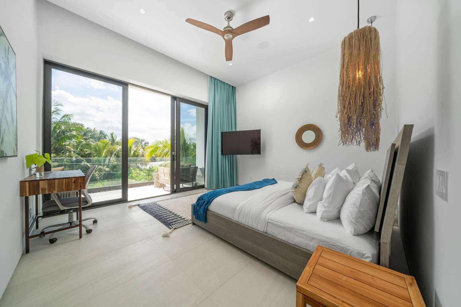 Modern House | Harbour Island, Bahamas