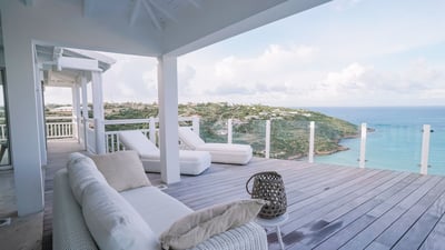 Pool & Jacuzzi & Terrace