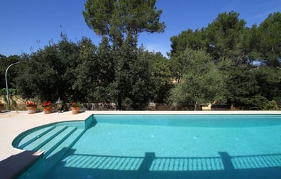 Luxury Villa Photo #3