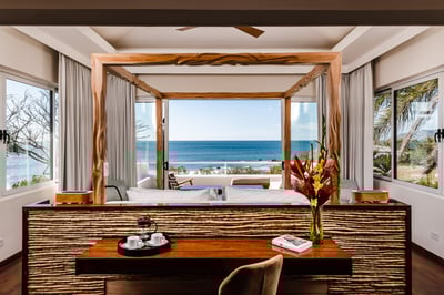 Luxury Villa Photo #23