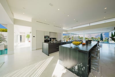 Luxury Villa Photo #24