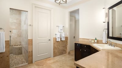 Luxury Villa Photo #11