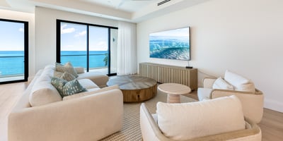 Luxury Villa Photo #2