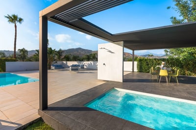 Luxury Villa Photo #13