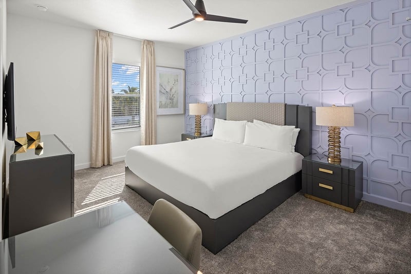 Discovery at Harbor Island Beach Club