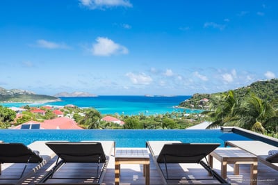 Luxury Villa Photo #5