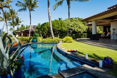 Luxury Villa Photo #3