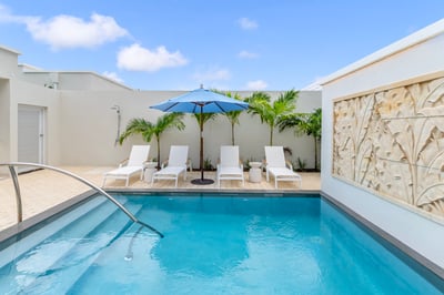 Luxury Villa Photo #2