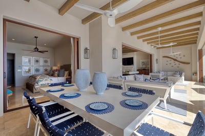 Luxury Villa Photo #19