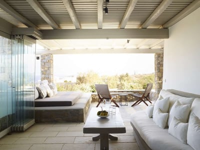 Luxury Villa Photo #16