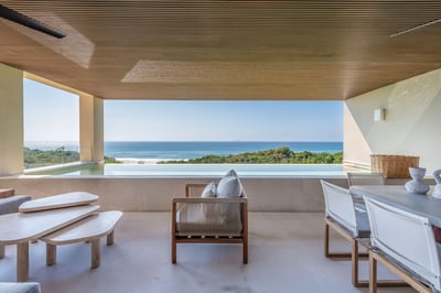 Luxury Villa Photo #2